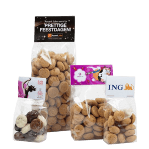 Zakje kopkaartje met kruidnoten of strooigoed