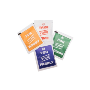Papieren sachet met 2 pepermuntjes